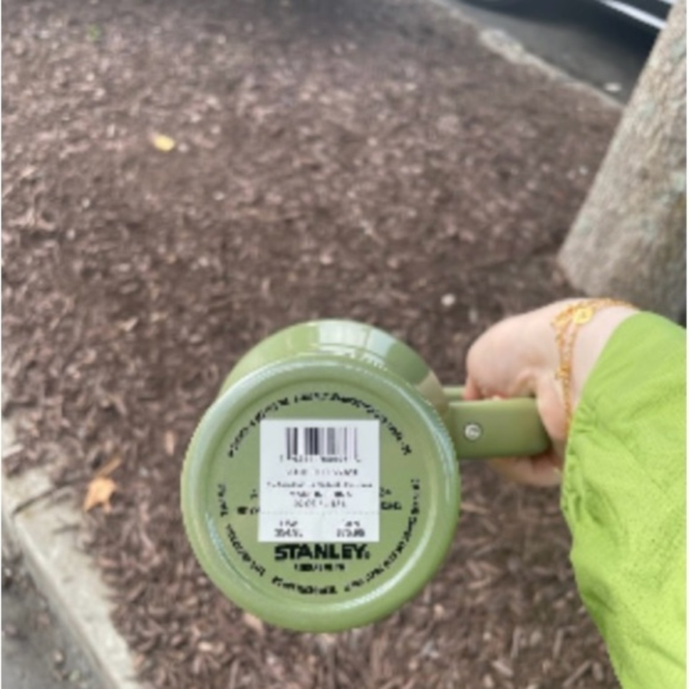Starbucks Stanley olive green tumbler 40oz
